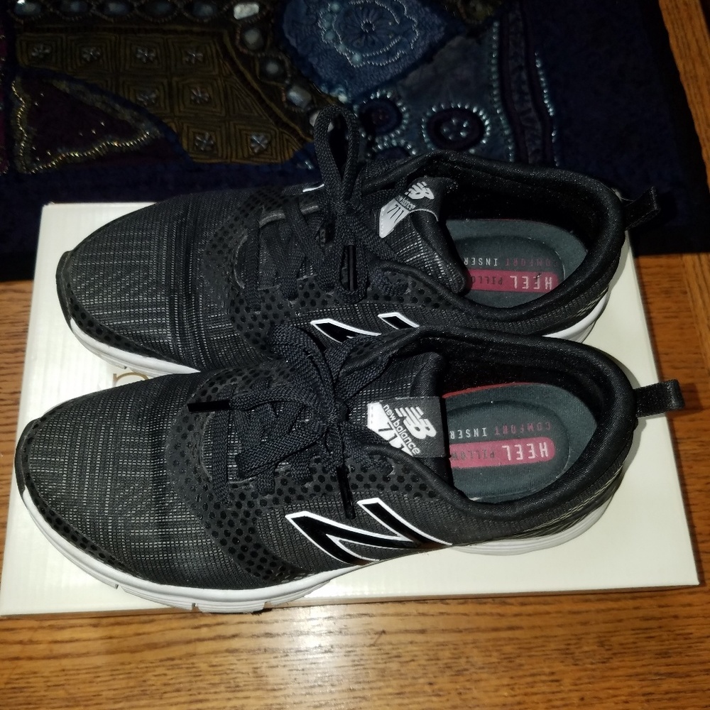 New Balance 711 running/training shoes